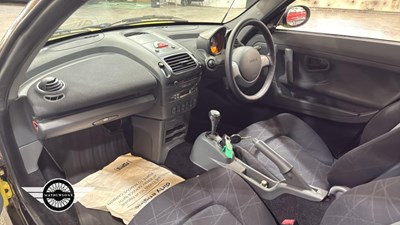Lot 122 - 2004 SMART ROADSTER 80 AUTO(RHD)