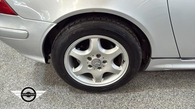 Lot 618 - 2002 MERCEDES SLK 200 KOMPRESSOR AUTO