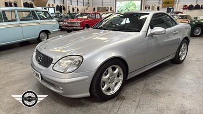 Lot 618 - 2002 MERCEDES SLK 200 KOMPRESSOR AUTO
