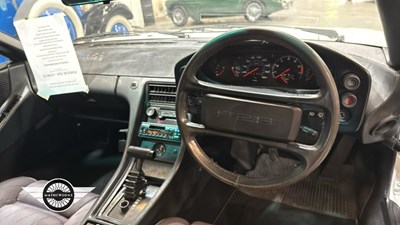 Lot 864 - 1982 PORSCHE 928