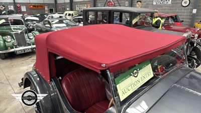 Lot 440 - 1935 AC DHC