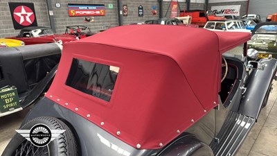 Lot 440 - 1935 AC DHC