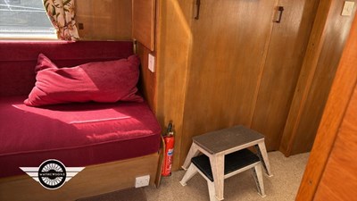 Lot 89 - 1970 CHELTENHAM CARAVAN PUKU 2