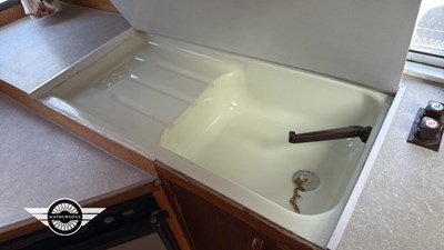 Lot 89 - 1970 CHELTENHAM CARAVAN PUKU 2