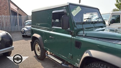 Lot 890 - 2005 LAND ROVER DEFENDER 90 TD5
