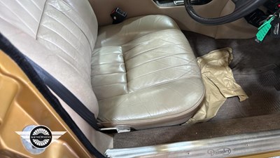 Lot 77 - 1983 DAIMLER DOUBLE SIX HE AUTO