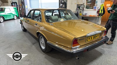 Lot 77 - 1983 DAIMLER DOUBLE SIX HE AUTO