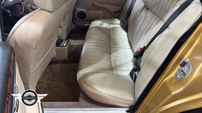 Lot 77 - 1983 DAIMLER DOUBLE SIX HE AUTO