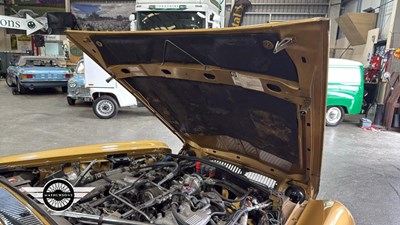 Lot 77 - 1983 DAIMLER DOUBLE SIX HE AUTO