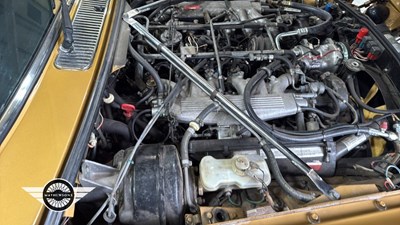 Lot 77 - 1983 DAIMLER DOUBLE SIX HE AUTO