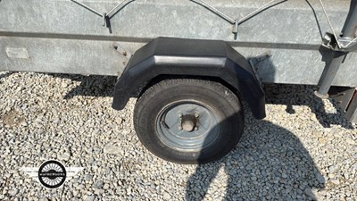Lot 854 - 2005 PEUGEOT BOXER 290 LX MWB HDI