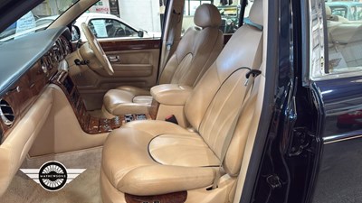 Lot 746 - 1998 ROLLS ROYCE SILVER SERAPH