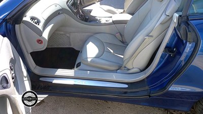 Lot 654 - 2002 MERCEDES SL500 AUTO