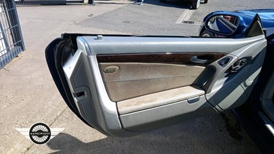 Lot 654 - 2002 MERCEDES SL500 AUTO