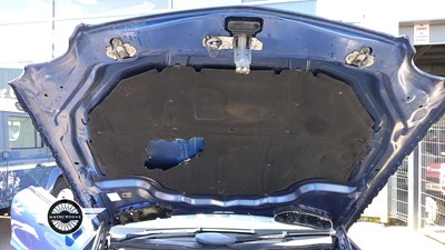 Lot 654 - 2002 MERCEDES SL500 AUTO