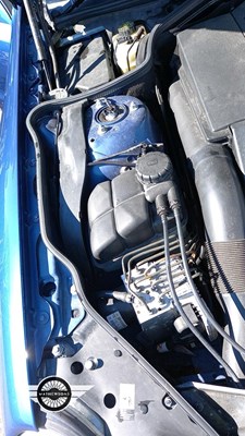 Lot 654 - 2002 MERCEDES SL500 AUTO