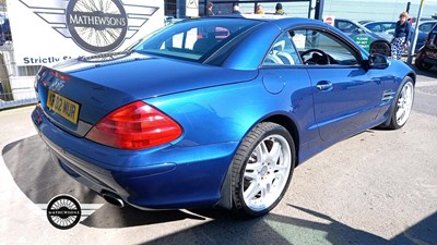 Lot 654 - 2002 MERCEDES SL500 AUTO