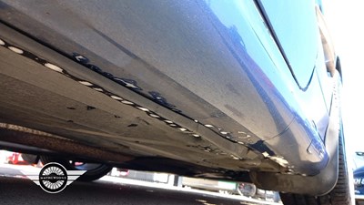 Lot 654 - 2002 MERCEDES SL500 AUTO