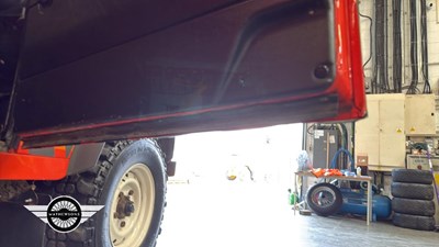 Lot 82 - 2006 LAND ROVER DEFENDER 110 TD5