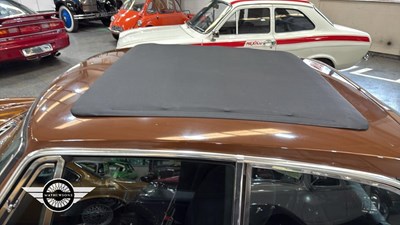 Lot 896 - 1981 MG B GT