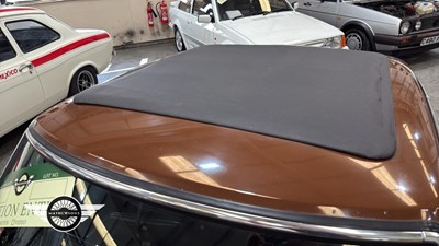 Lot 896 - 1981 MG B GT