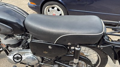 Lot 100 - 1960 AJS