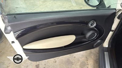 Lot 844 - 2010 MINI ONE