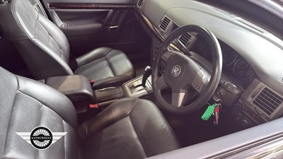 Lot 880 - 2004 VAUXHALL SIGNUM ELITE V6 A