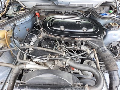 Lot 67 - 1992 MERCEDES 190E AUTO