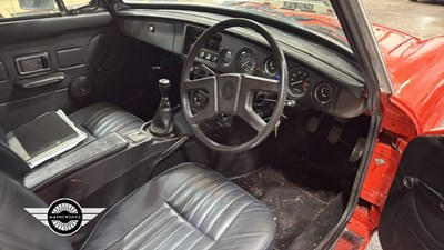 Lot 899 - 1976 MG B GT