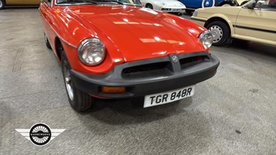 Lot 899 - 1976 MG B GT
