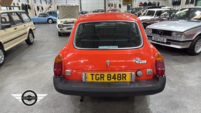 Lot 899 - 1976 MG B GT