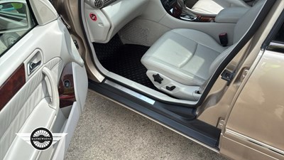 Lot 808 - 2001 MERCEDES C240 ELEGANCE AUTO