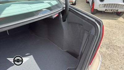 Lot 808 - 2001 MERCEDES C240 ELEGANCE AUTO