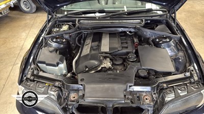 Lot 323 - 2002 BMW 320CI