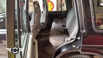 Lot 454 - 1998 LAND ROVER DISCOVERY V8I A