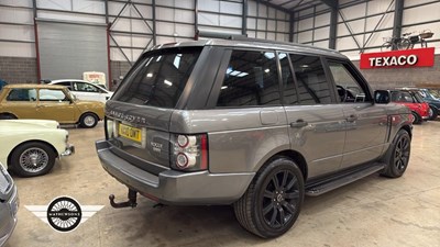 Lot 870 - 2010 LAND ROVER RANGE ROVER VOGUE TDV8 A