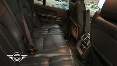 Lot 870 - 2010 LAND ROVER RANGE ROVER VOGUE TDV8 A
