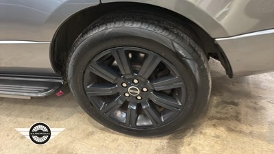 Lot 870 - 2010 LAND ROVER RANGE ROVER VOGUE TDV8 A