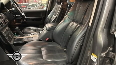 Lot 870 - 2010 LAND ROVER RANGE ROVER VOGUE TDV8 A