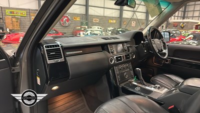 Lot 870 - 2010 LAND ROVER RANGE ROVER VOGUE TDV8 A
