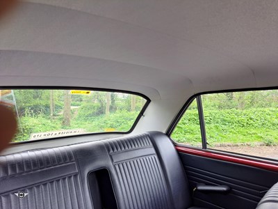 Lot 42 - 1973 WOLSELEY 1300