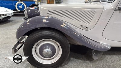 Lot 135 - 1953 CITROEN FAMILY