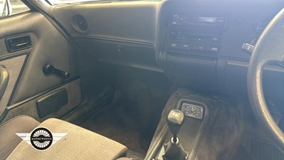 Lot 571 - 1983 FORD CAPRI INJECTION