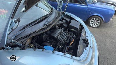 Lot 4 - 2003 VOLKSWAGEN BEETLE CABRIOLET