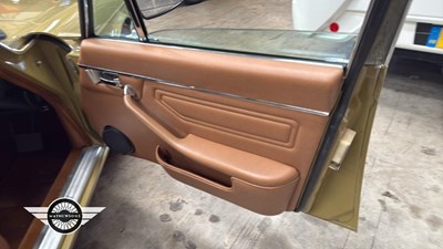 Lot 436 - 1976 JAGUAR 4.2 XJ6 L AUTO