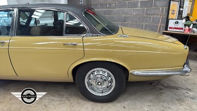Lot 436 - 1976 JAGUAR 4.2 XJ6 L AUTO