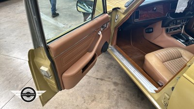 Lot 436 - 1976 JAGUAR 4.2 XJ6 L AUTO