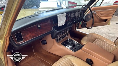 Lot 436 - 1976 JAGUAR 4.2 XJ6 L AUTO