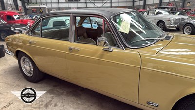 Lot 436 - 1976 JAGUAR 4.2 XJ6 L AUTO
